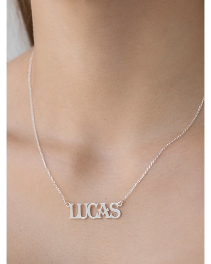 Collar con nombre Kingdom Plata