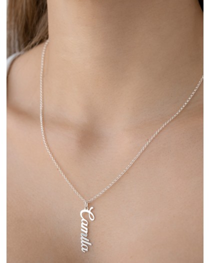 Collar con nombre chanel Plata