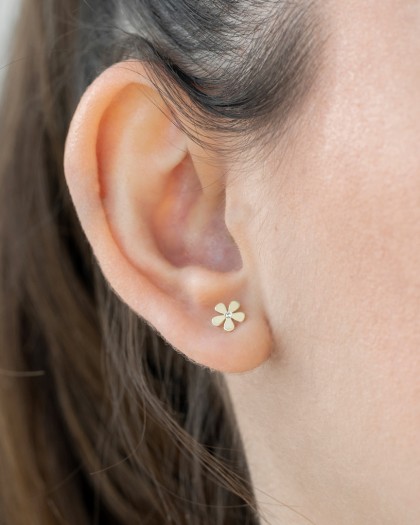 Pendientes flor petalos oro