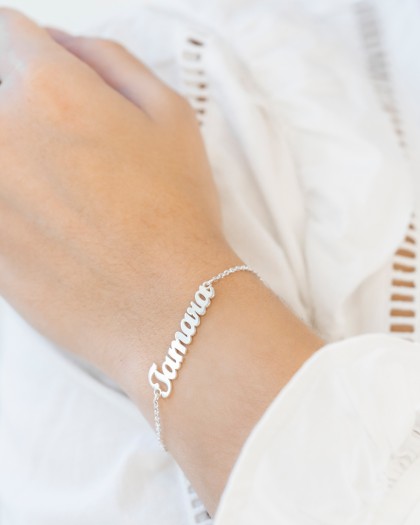 Pulsera con nombre clásico Plata